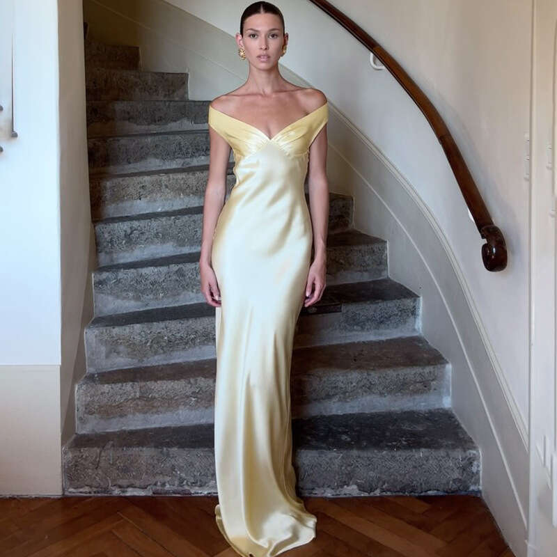 New Women's Elegant Sexy Backless Strapless Off-Shoulder Fashion Dress B5