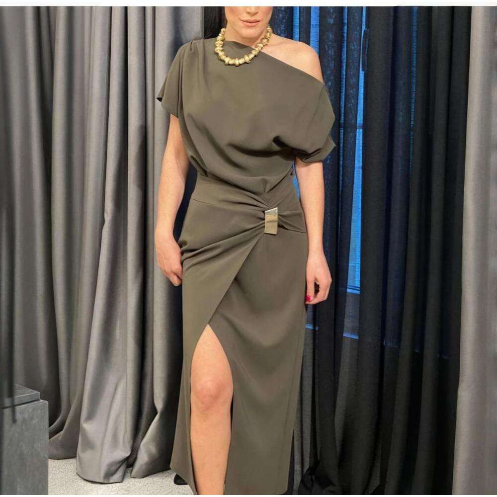 French Tea Break Niche Design High-End Light Mature Style Collarbone Exposed Waist-Cinching Long Wisteria Basket Dress For Women Summer B5