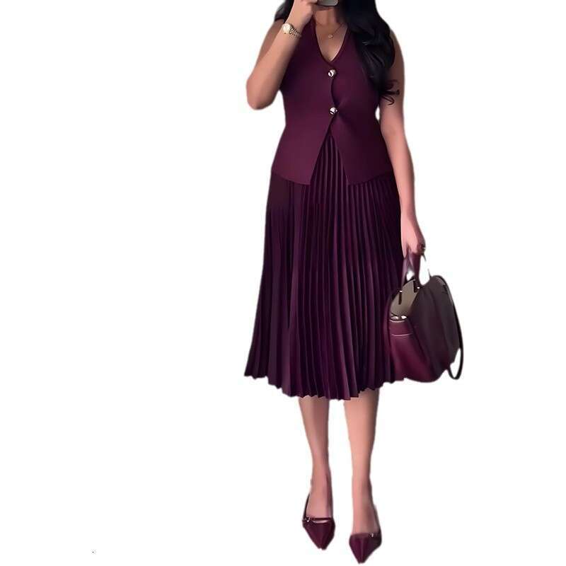 Women's Clothing Spring New Sleeveless V-Neck Vest Pleated Skirt Elegant Fashion Set For Women B5