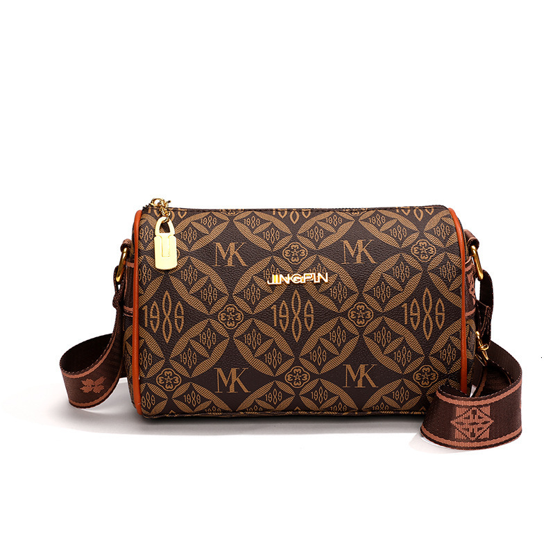 Designer Pillow for Women with Vintage Floral Print Fashionable Niche High-end Feel Genuine Soft Leather Casual Versatile Shoulder Crossbody Light Lux