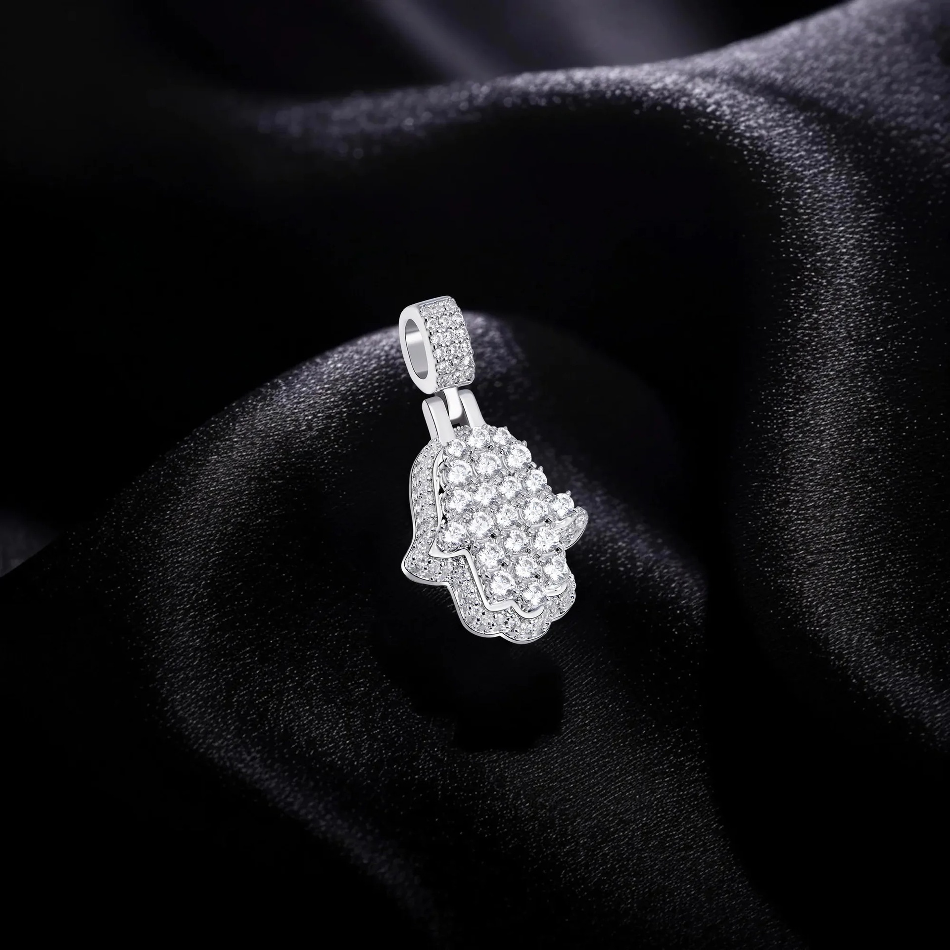 Luxury Jewelry Designer Jewelry Cross-border Palm Pendant Inlaid With AAA Zircon Exquisite Design Hip-hop Necklace Chain High-end European And America