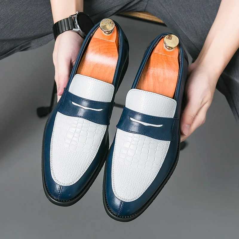 New Mens Pointed White Penny Loafers Patent Leather Casual Shoes Luxury Designer Male Formal Wedding Dress Homecoming Footwear Y250715