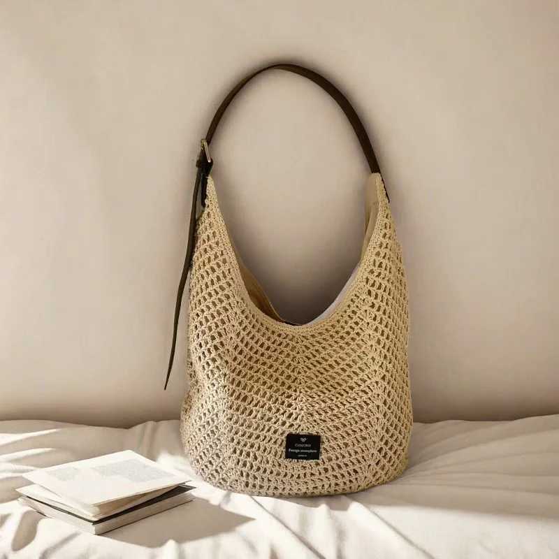 Weave Tote Bag for Women Spring Summer 2025 New Large Capacity Niche Hollow Shoulder Crossbody Bags