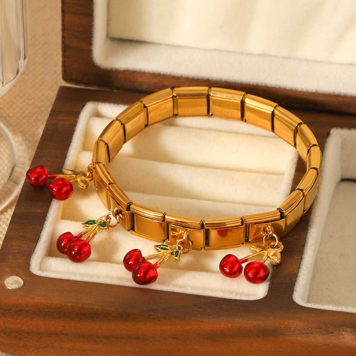 Geetric Square Stainl Steel Elastic Str Bangle Bracelets for Wen Sterry ry ple Pendant Bracelets Hand JewelryC250408