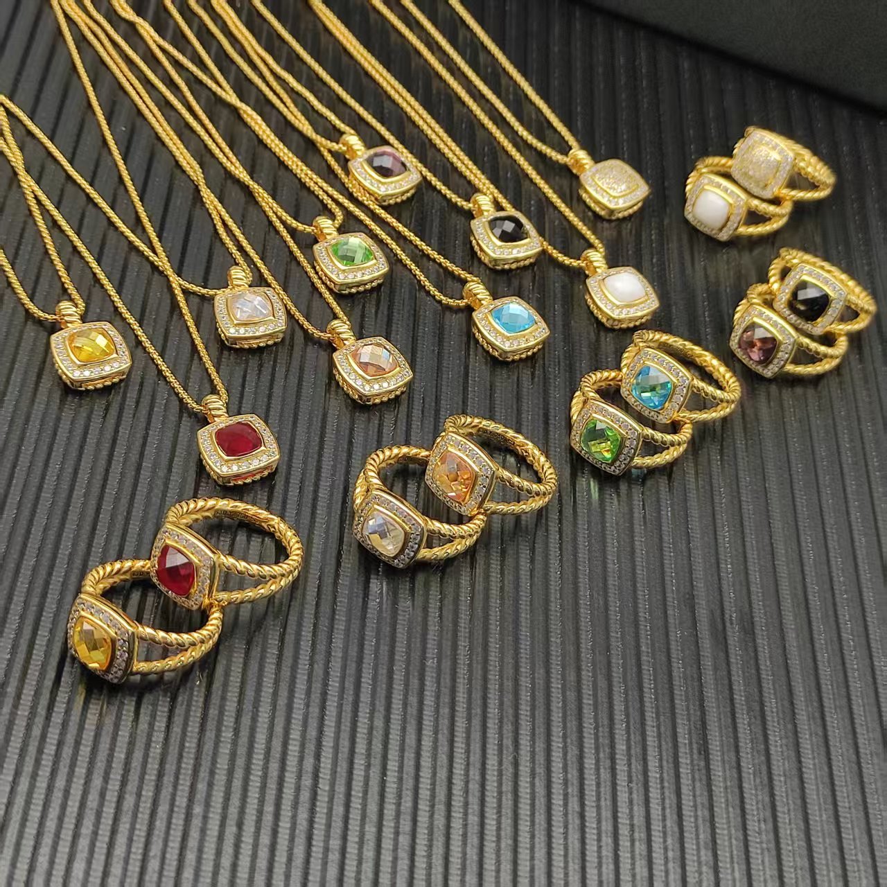 dy Designer Pendant Necklace for Women men Golden square diamond 925 Sterling Silver Popular in Europe America Retro Chain with diamond hip-hop jewelry gift