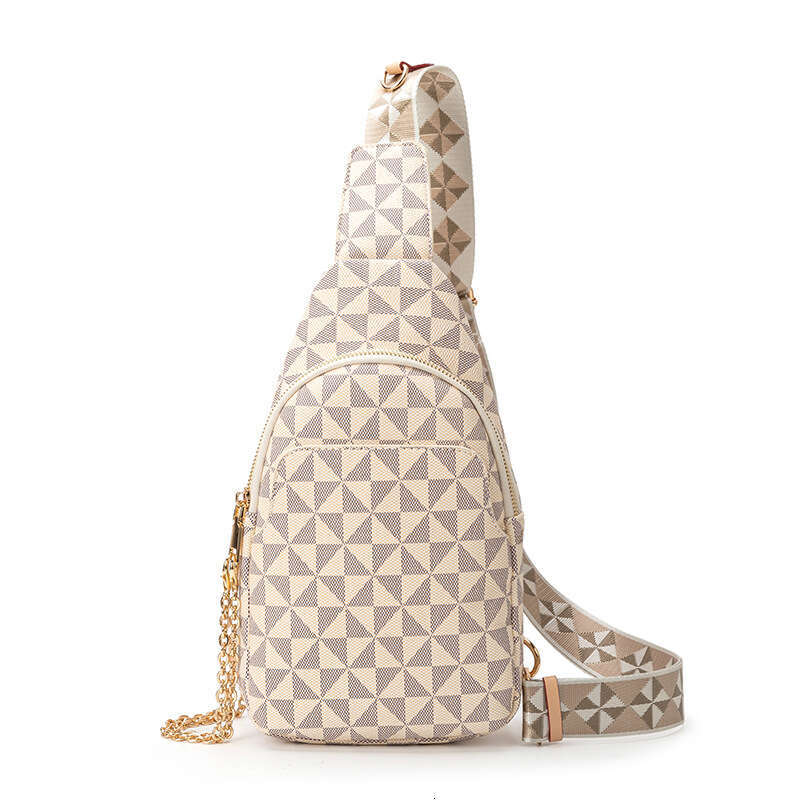 Chest 2025 Spring Autumn Winter fashion Trendy Satchel Anti-theft Large Capacity casual Travel Bag Men's and Women's Small Backpack