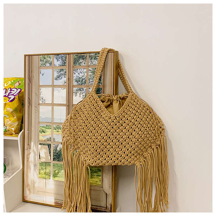Straw Weave Tassel Tote Summer Beach Bags for Women Large Capacity Fashion Shoulder Bag Lady Handbags and Purses