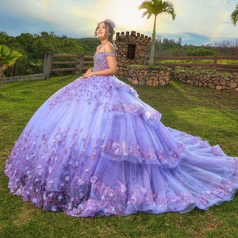 Lavender Shiny Quinceanera Dresses Ball Gown Off Shoulder Sequin Appliques Flower Beading Crystal Tull Sweet 16 Dress Vestidos De 15 Anos
