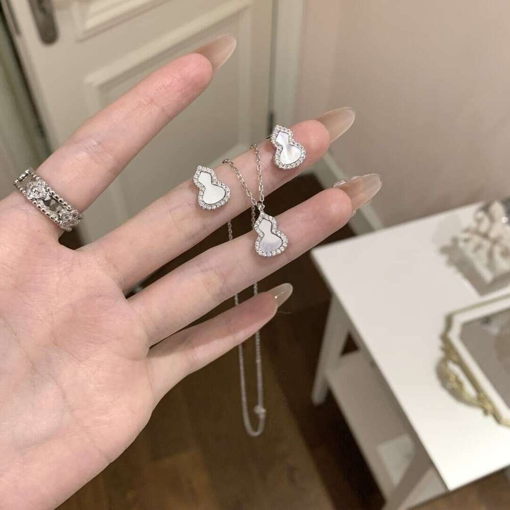 S Pure Sier Exquisite Mother-of-Pearl Zircon Small Gourd Bracelet Necklace Earrings Niche Light New Chinese Style Fortune and Prosperity Set