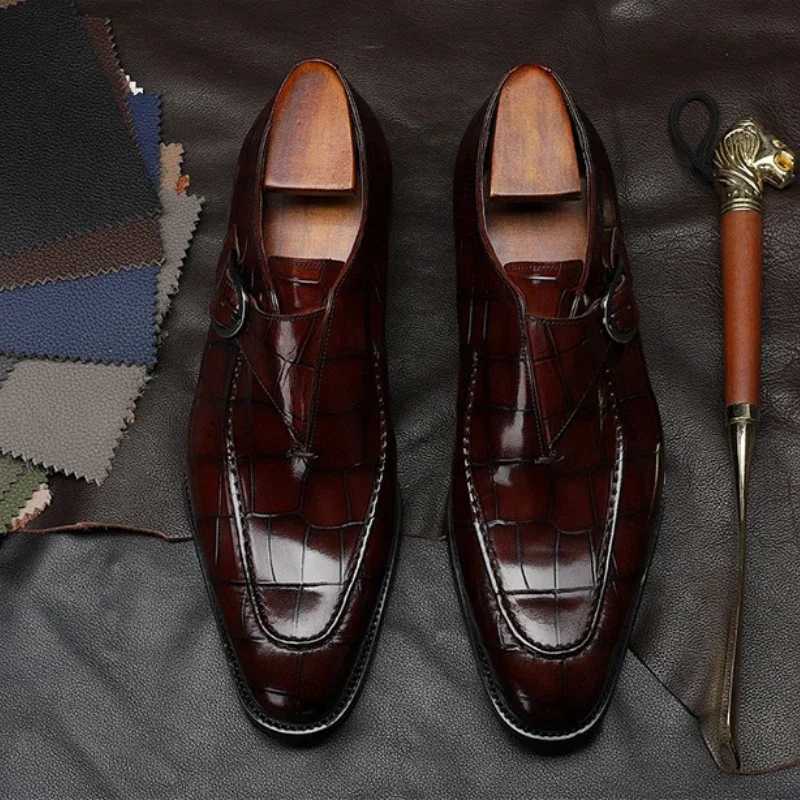 Retro Men Dress Shoes Business Loafers Slip-on Pointed Toe Leather Shoes Party Formal Shoes Handmade Casual Men Shoes Plus Size 48 W250716