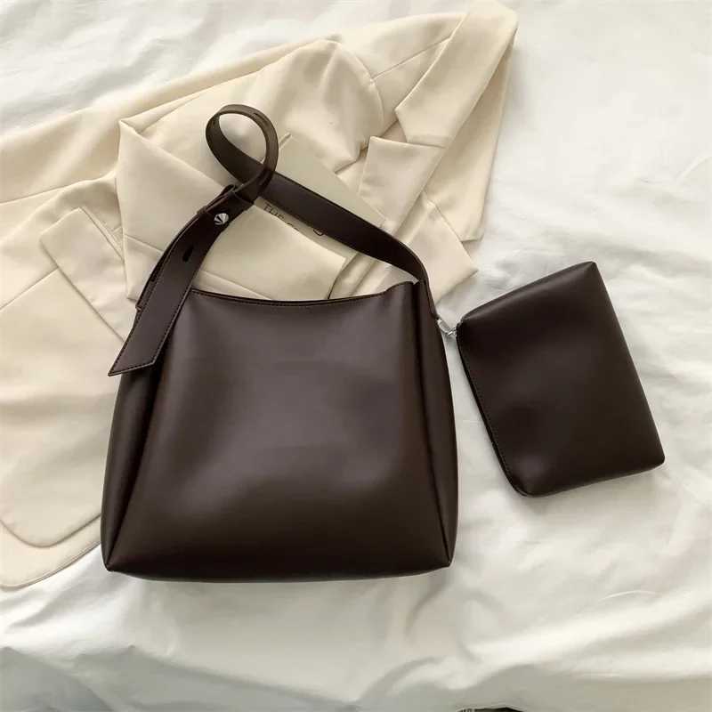 Leather Tote Bag for Women 2025 Trends Female Simple Large High Capacity Shoulder Side Bag Handbags and Purses Women Bag