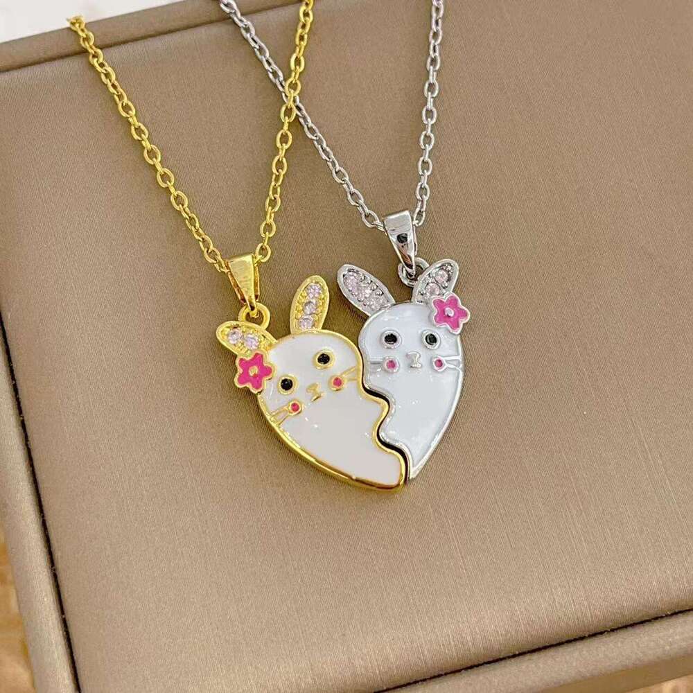 Jewelry Cartoon Splicing Little Rabbit Magnetic Necklace Best Friend Heart Pendant Women's Collarbone Chain 1De