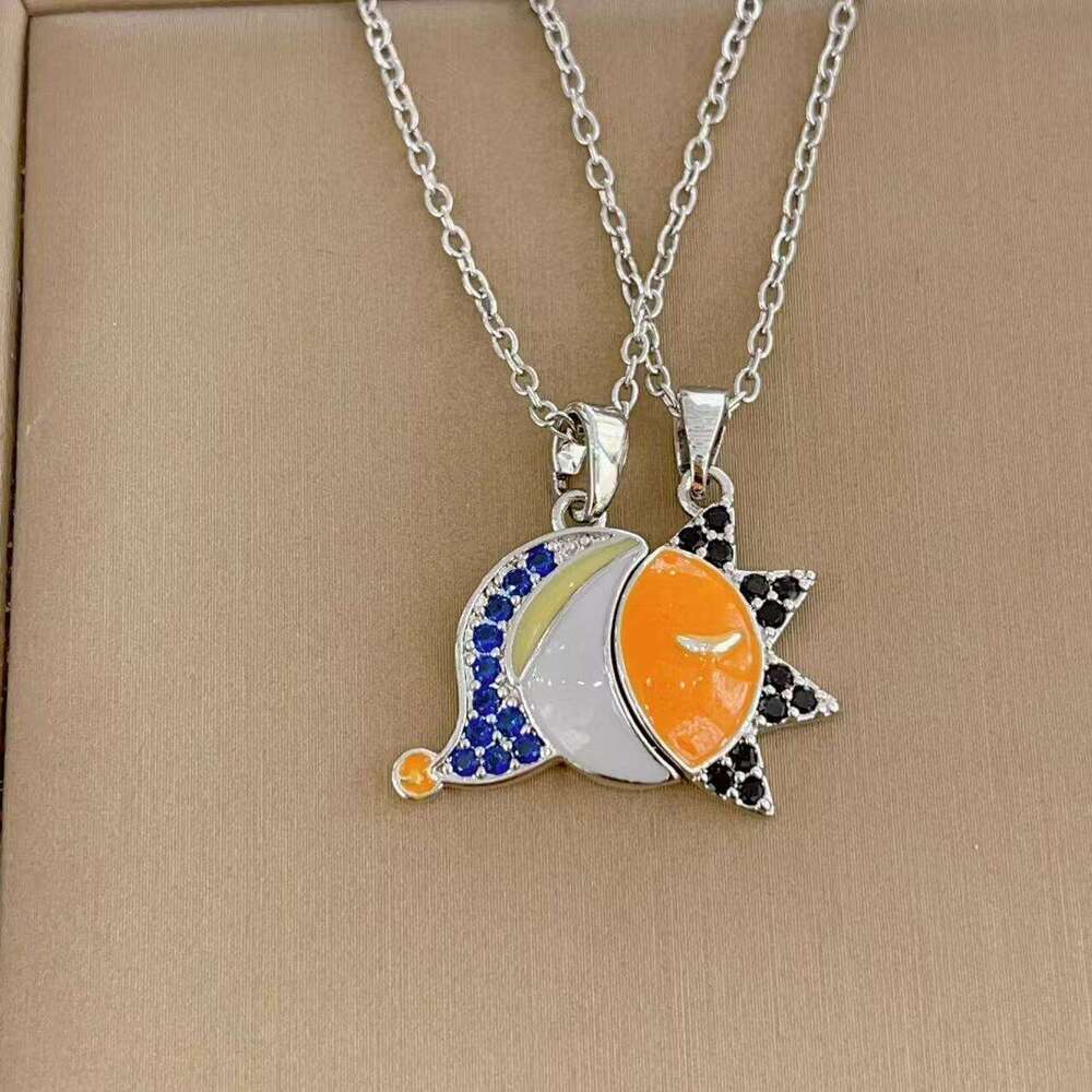 New And Splicing Cartoon Sun Moon Couple Necklace Copper Gold Plated Pendant Clavicle Chain 6C1