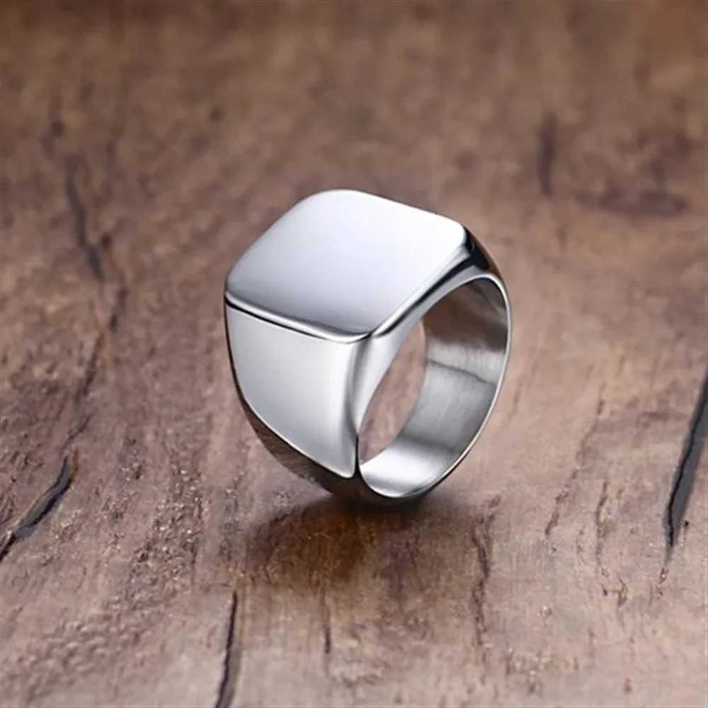 Creative Trend Niche Classic Black Square Mens Ring Luxury Fashion Party Wedding Engagement Ring Mens Popular Gift Accessories S250716