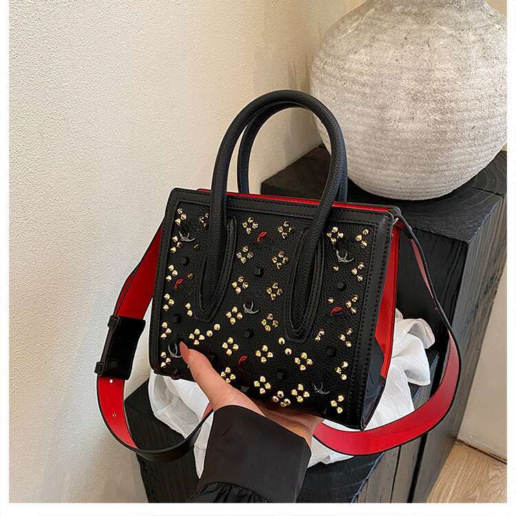 Tote Bag Designer Shoulder Bag Womens Crossbody Bag Fashion Evening Bag Luxury Clutch Bag Lady Purse Messenger Bags Flap Chain Envelope Bag Wallet 731