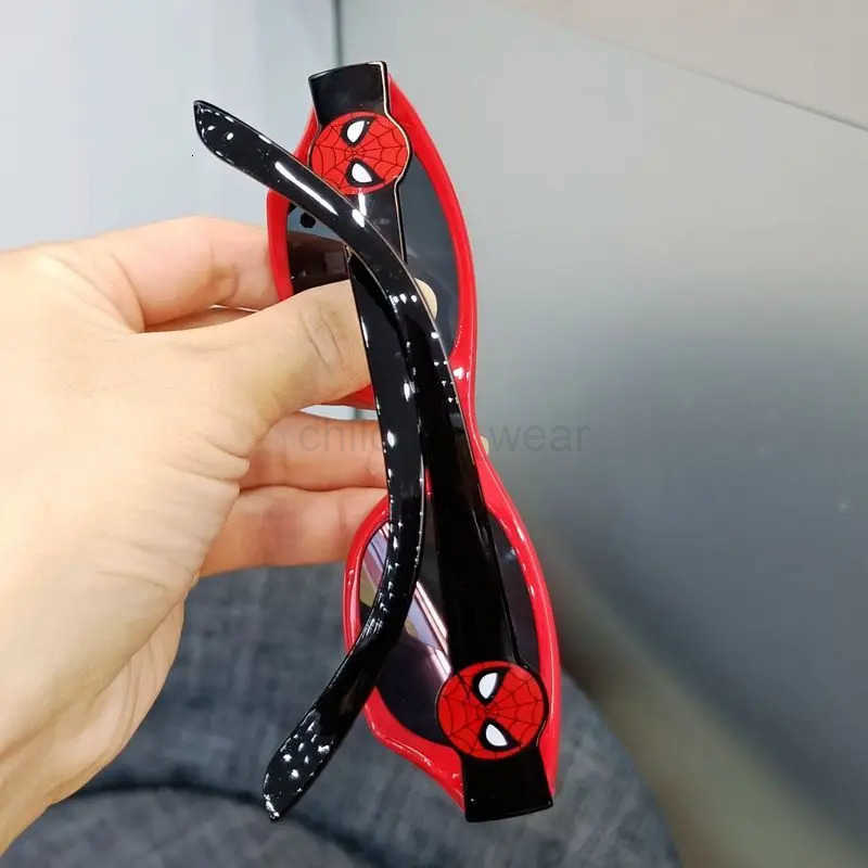 Disney Marvel The Avengers Spiderman Peripheral Movies Creative Cartoon Personality Student Summer UV Shade Sunglasses Holiday Gifts W20250716