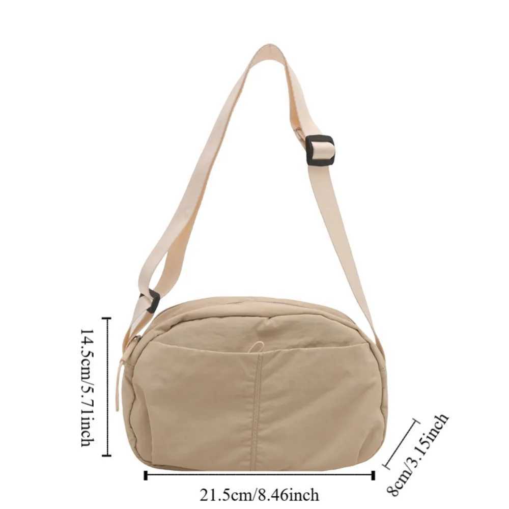 Quick-dry Nylon Square Bag Large Capacity Messenger Bag Sling Crossbody Bag Solid Color Zipper Versatile Waist Pack Sport