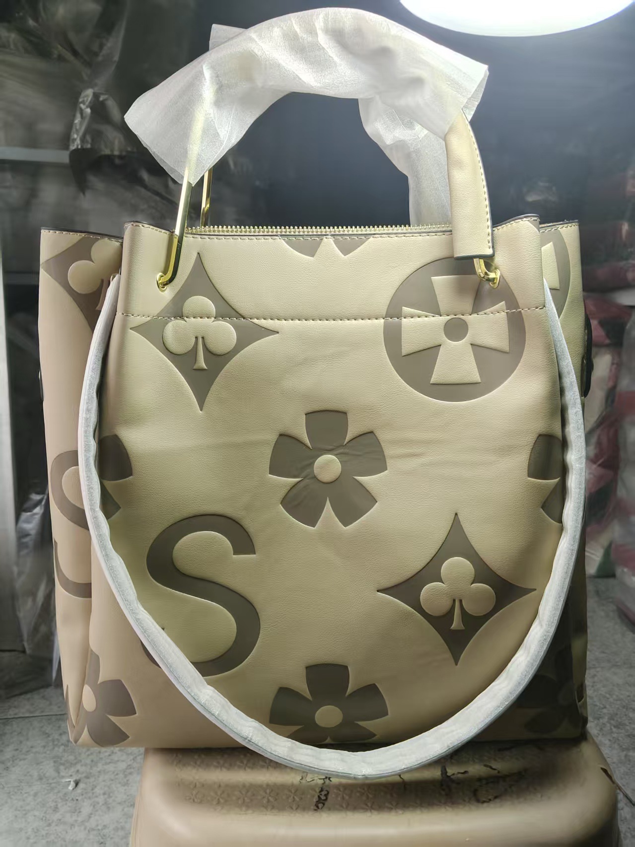 hot Free shipping designer bag Shoulder tote Bags For womans black brown New shoulder bag with large capacity commuter crossbody bag