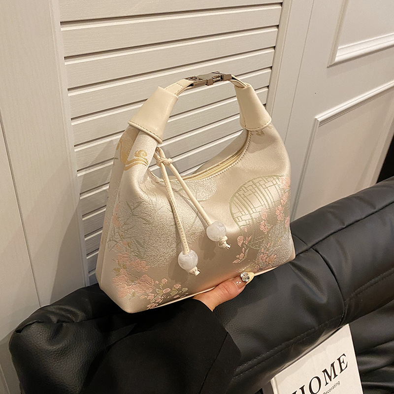 Designer 2025 New Chinese for Women This Year's Trend Hanfu Ancient Style Handbag Trendy Texture Shoulder Crossbody Light Luxury Women's Bag