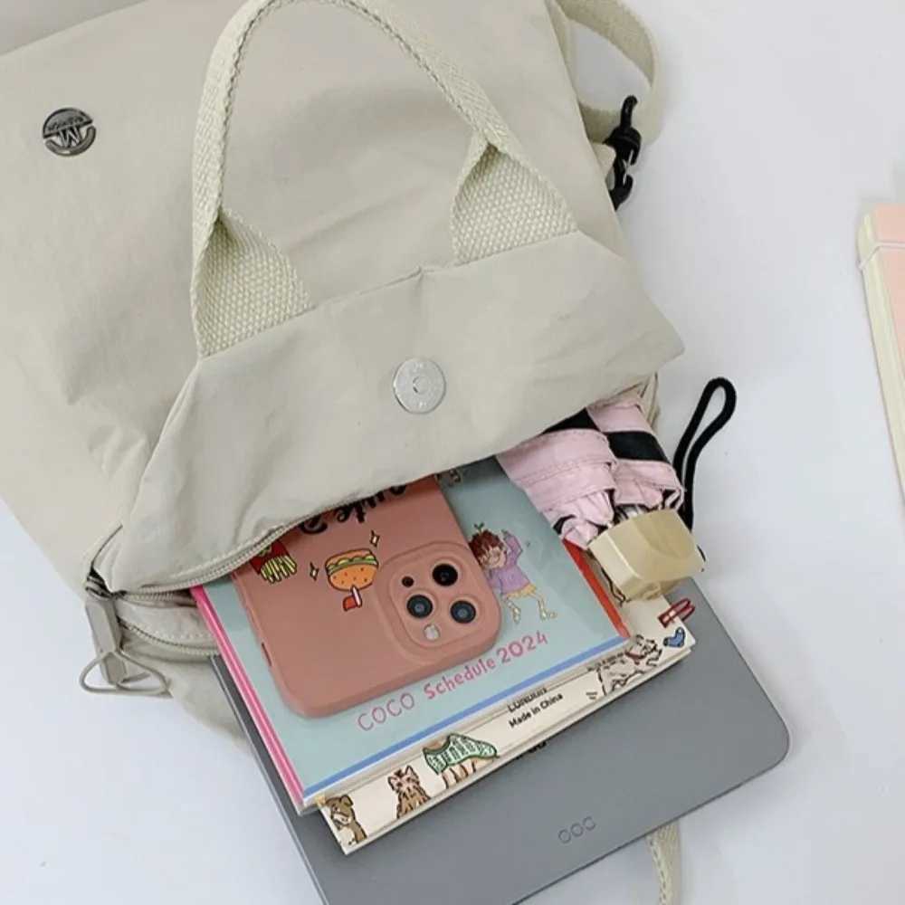 New Quick-dry Shoulder Bag Large Capacity Nylon Handbag Lightweight Zipper Laptop Bag Students