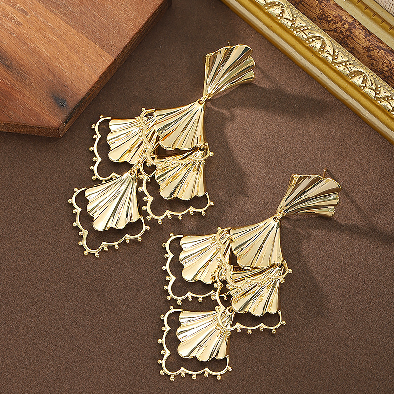 Fashion Exaggerated Style Leaf for Women Long Personality High-end Fashionable Sier Needle Earrings