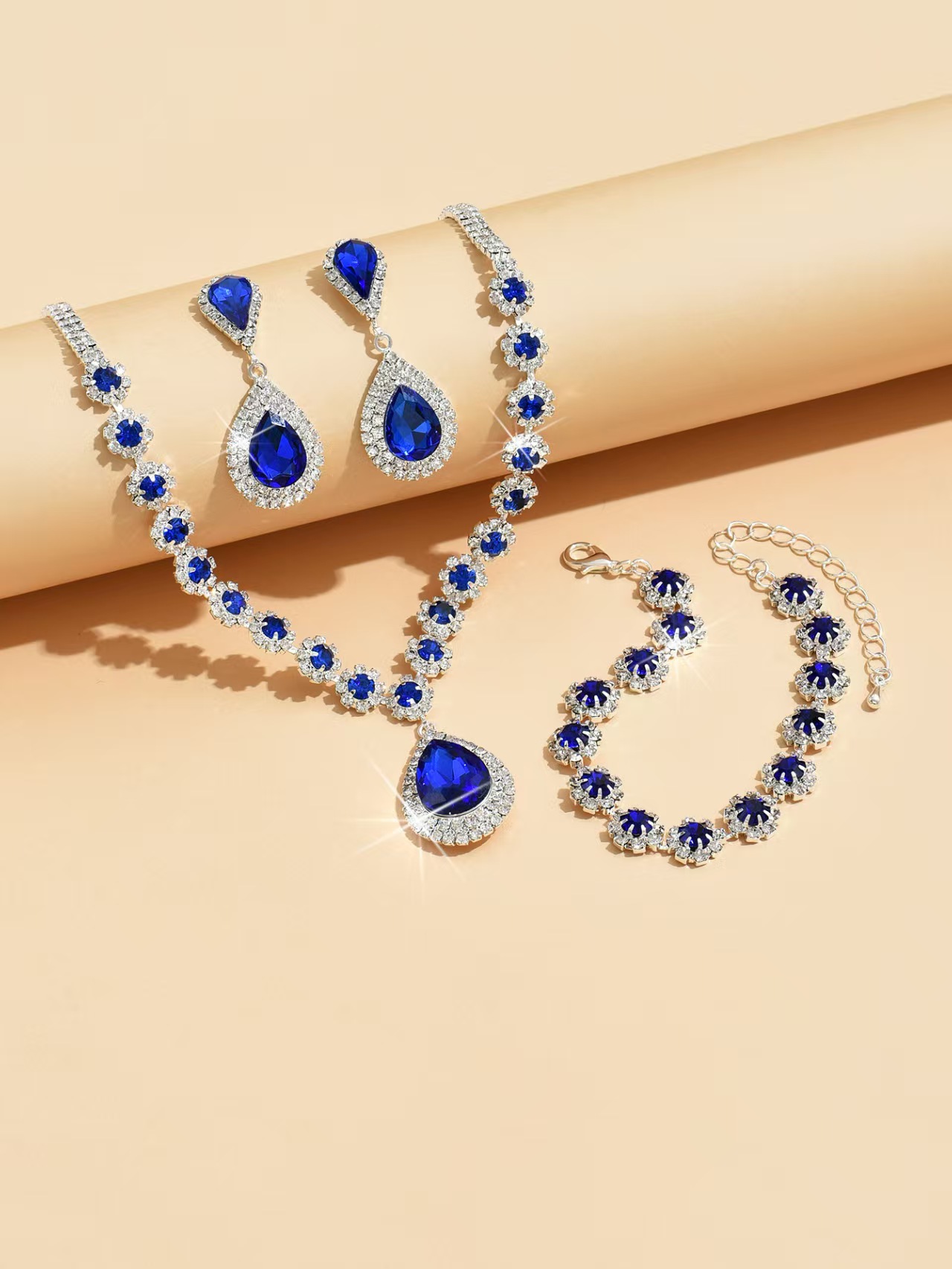 European and American trendy jewelry necklace bracelet set high-end and atmospheric bracelet set