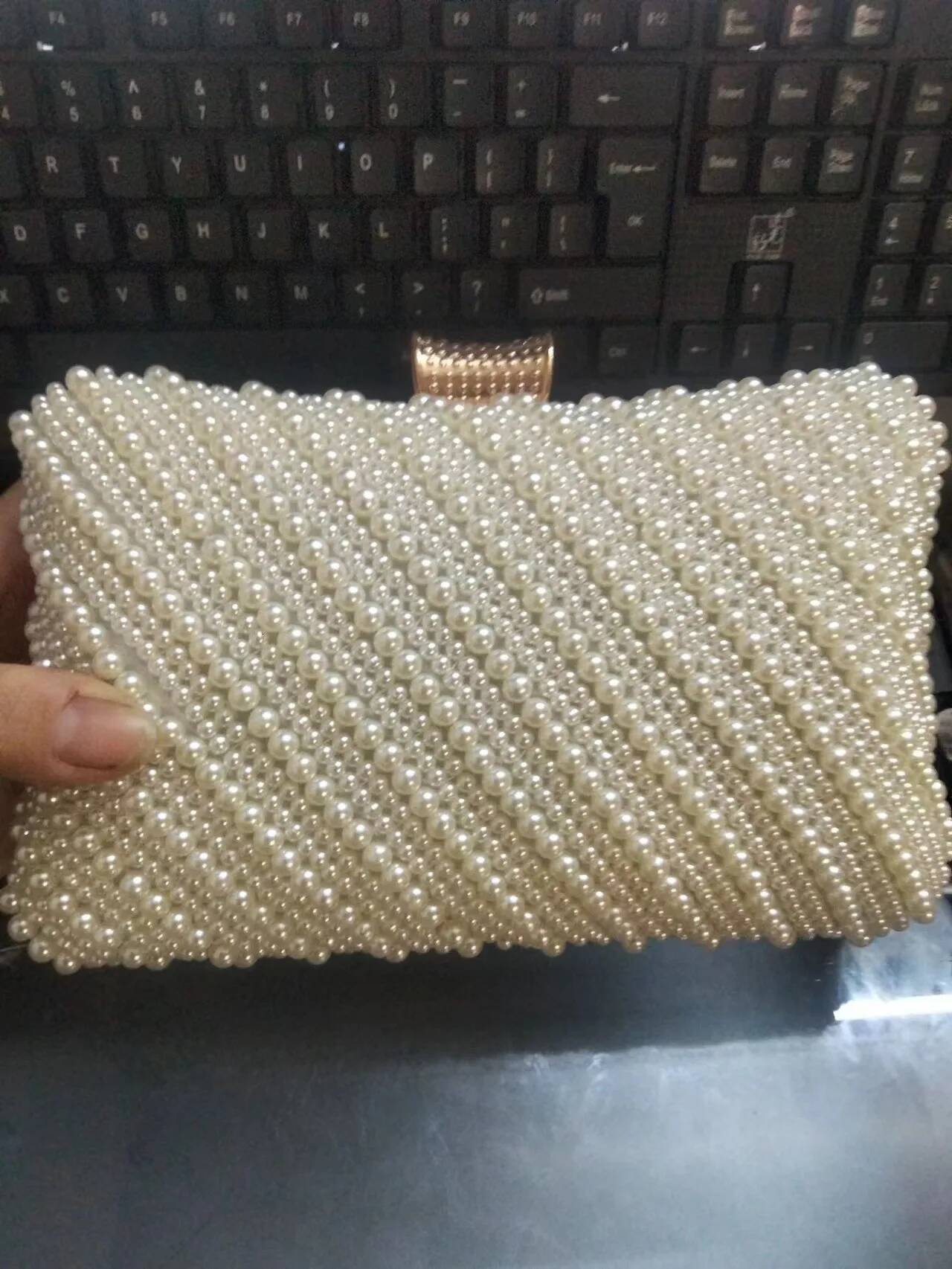 Handmade String - Pearl Dinner Bag, Embroidered Bead Clutch, Beige For Wedding & New Year Carteras De Fiesta Flores