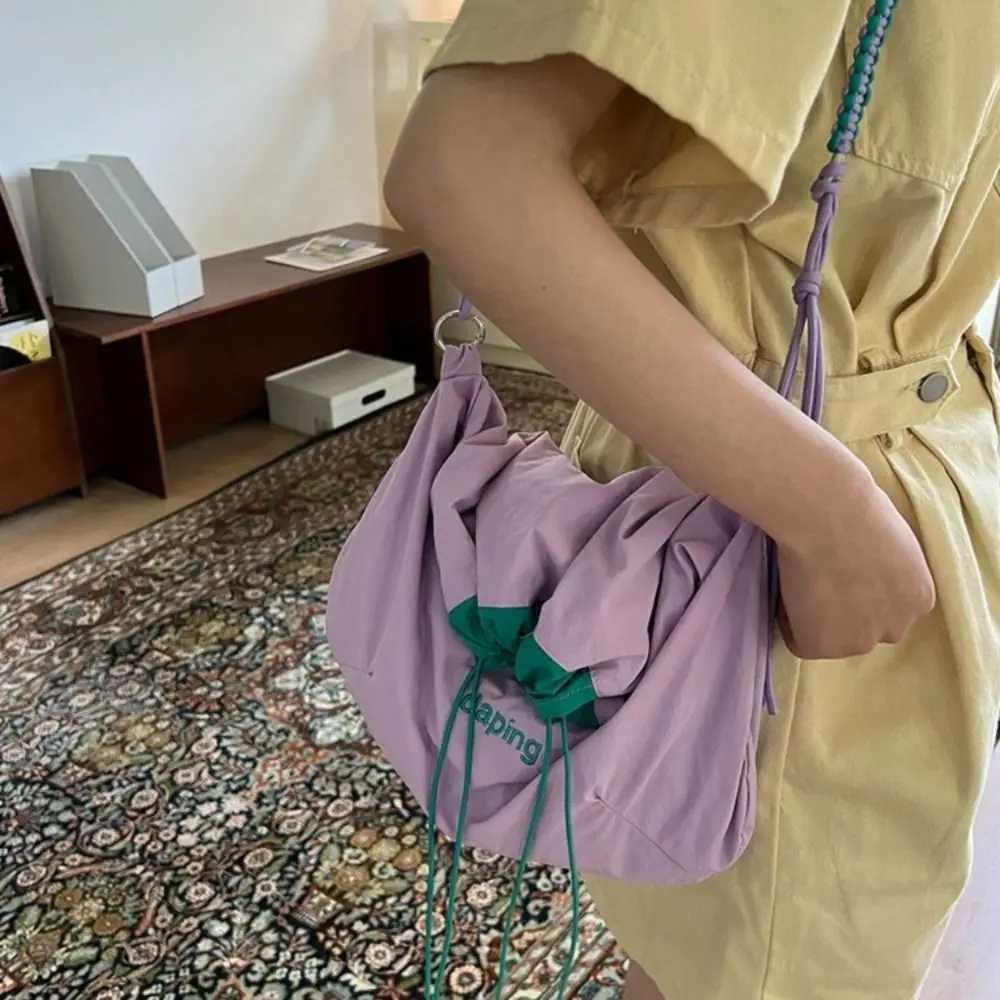 Lightweight Shoulder Bag Letter Commute Crossbody Bag Nylon Large Capacity Bag Girls