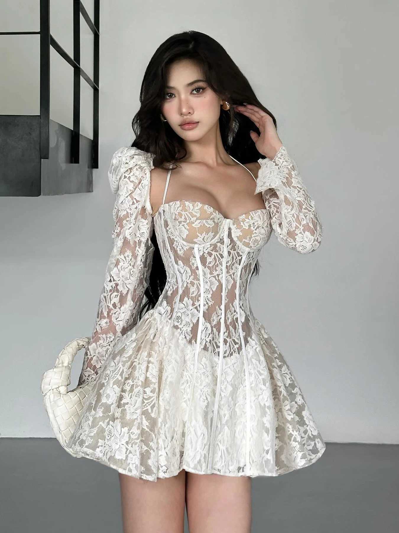 Rockmore Elegant Party Lace Corset Dresses for Women Fashion Evening Bodycon A-Line Sexy Backless Puff Sleeve Mini Dress 2025 R250716
