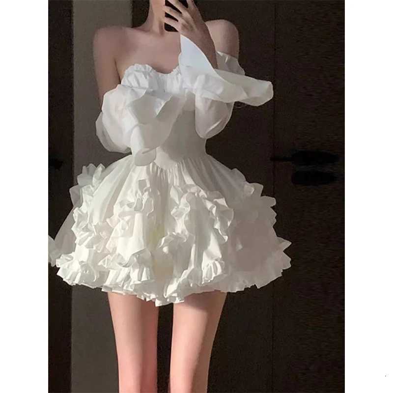 Elegant White Mini Dress Women Fashion Party Prom Luxury Strapless Dresses Summer Korean Sexy Ruffles Backless Bodycon Dresses R250716