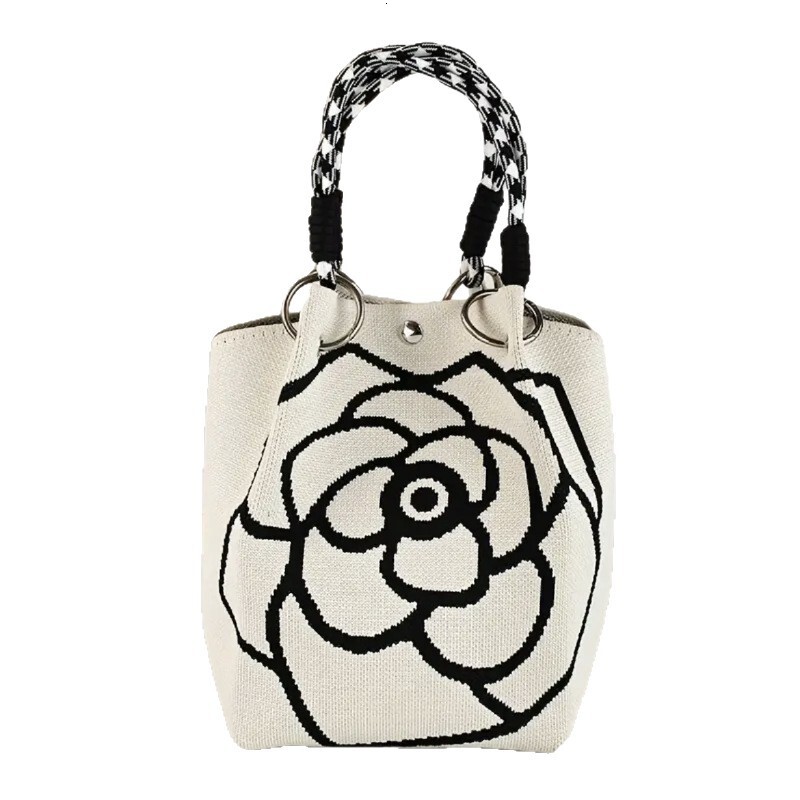 Designer Camellia Flower Large Capacity Knitted Bucket Versatile Casual Tote Handbag Light Women's Bag