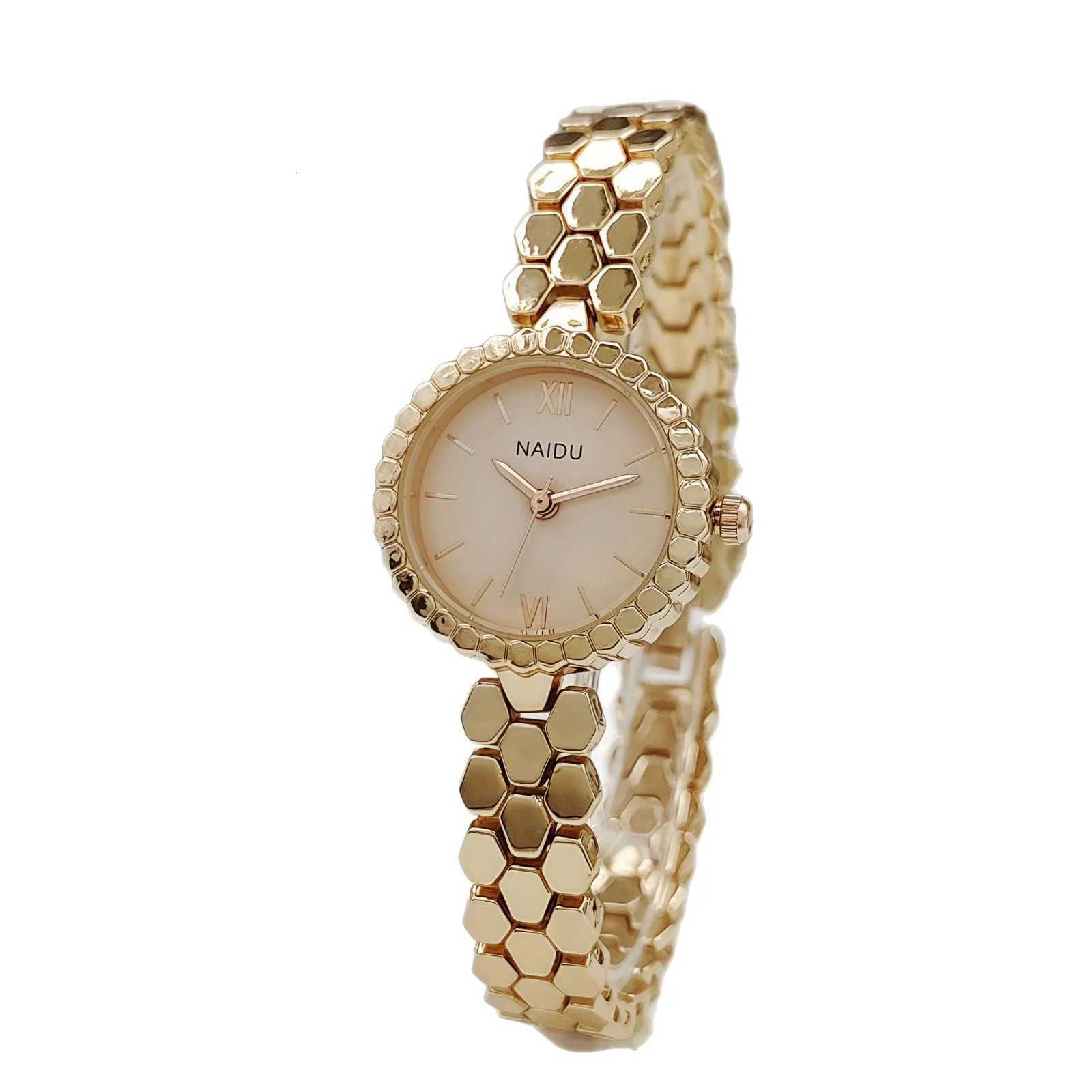 Fashion Senior Temperament Disc Alloy Str Quartz Wrist Watch for Womens Girl Gift Jewelry Accessory Relgio Y250715