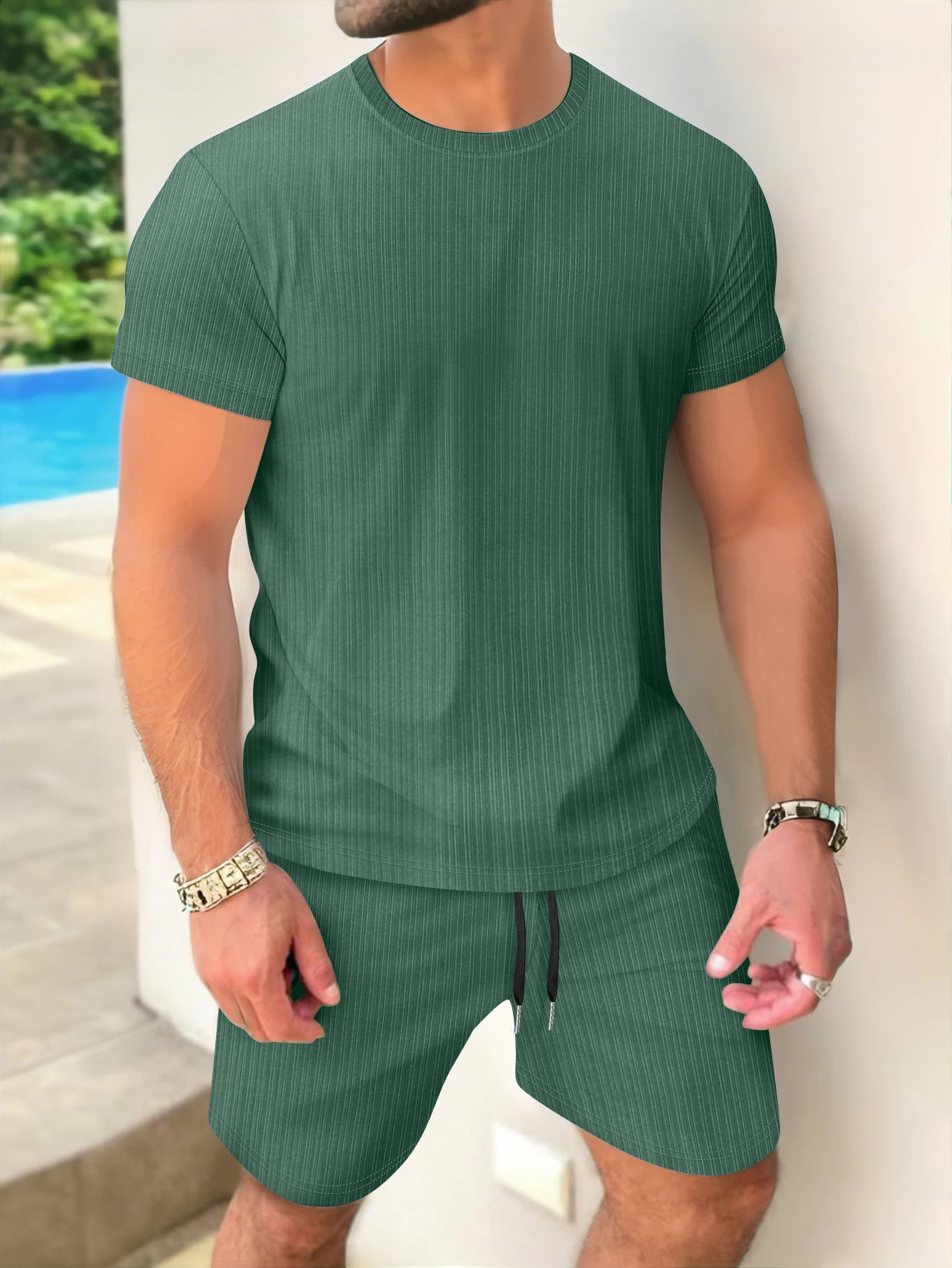 Summer mens short-sleeved and shorts set simple and casual high-quality outdoor mens wear summer fashionable loose pullover 250715