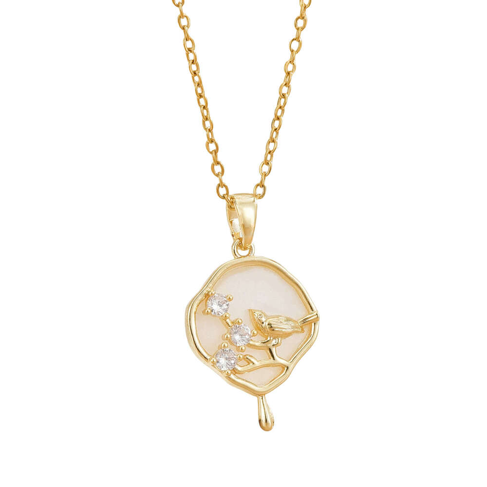 Ins Niche Design Fan-Shaped Necklace For Women, Light , Simple And Versatile Trendy Zircon Collarbone Chain, Tiktok Internet Celebrity 638