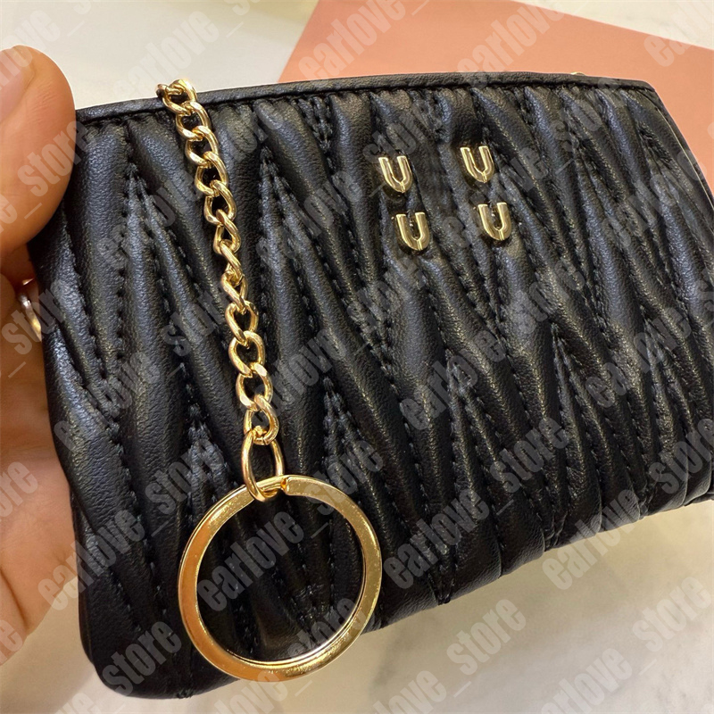 Luxury Mini Pouch Designer Keychain Wallet Women Coin Purse Bag Pendants Key Chain Pouches Card Holder With Zipper Wrinkled Surface Cardholders m leather purses