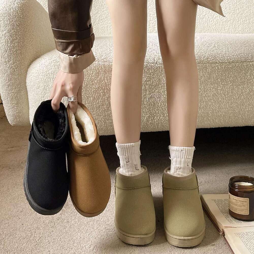 Designer Boots New 2024 For Women Ultra Mini Boot Comfort Fashion Australian Platform Leather Warm Ankle Fur Booties Winter