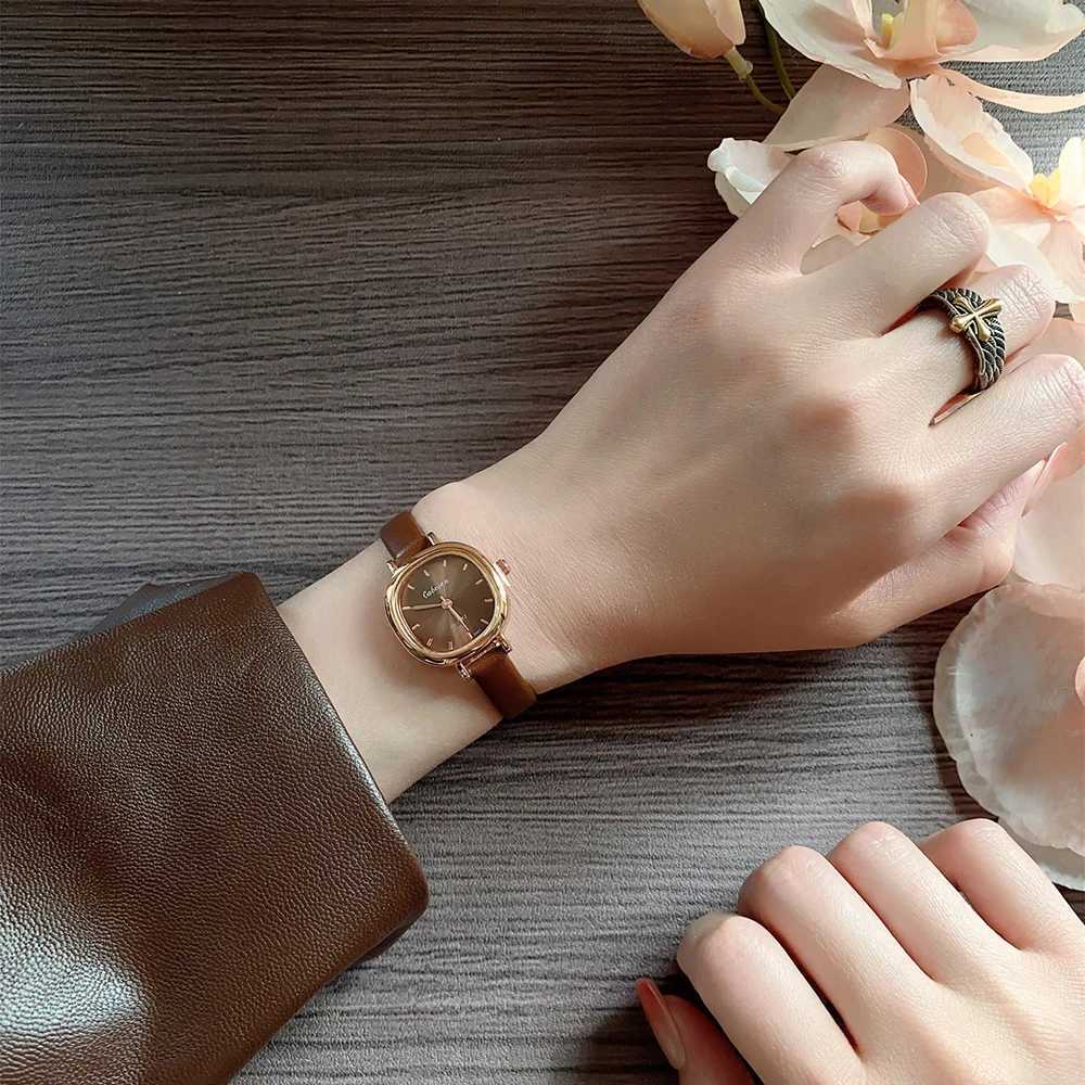 Square Exquisite Girls Brown Str Simple and Versatile Quartz for Women Suitable for Work/Decoration/ Parties Y250715
