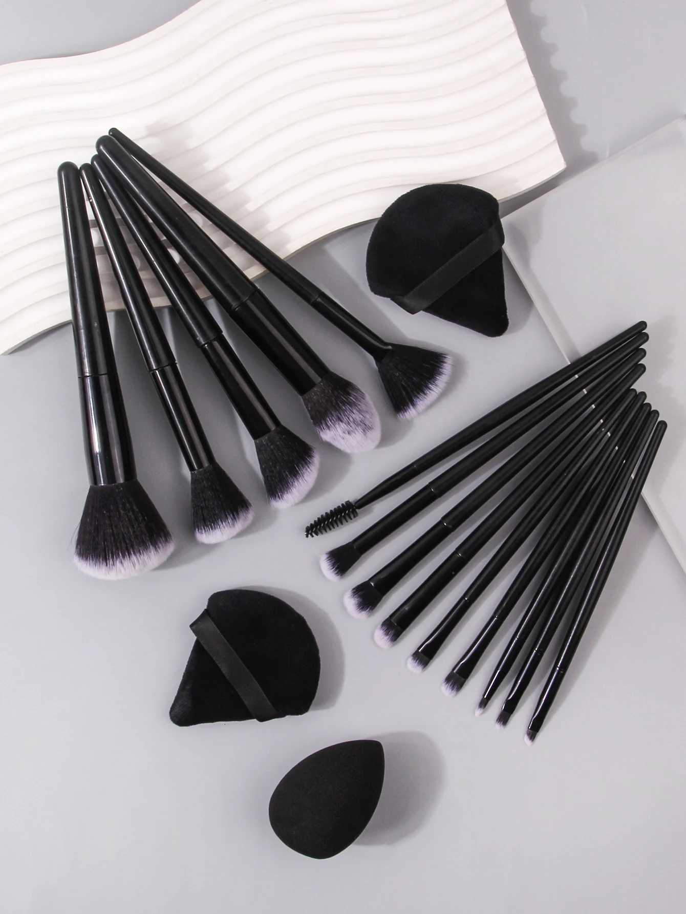 Black Makeup Brush Set Professional Super Soft Detail Brush Blush Brush Foundation Concealer Eyeshadow Brush Women Beauty Tool XJ2500716