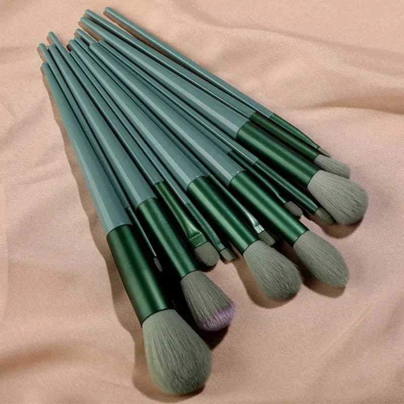 13-Piece Makeup Brush Set - Foundation Concealer Blush Eyeshadow Highlighter XJ2500716