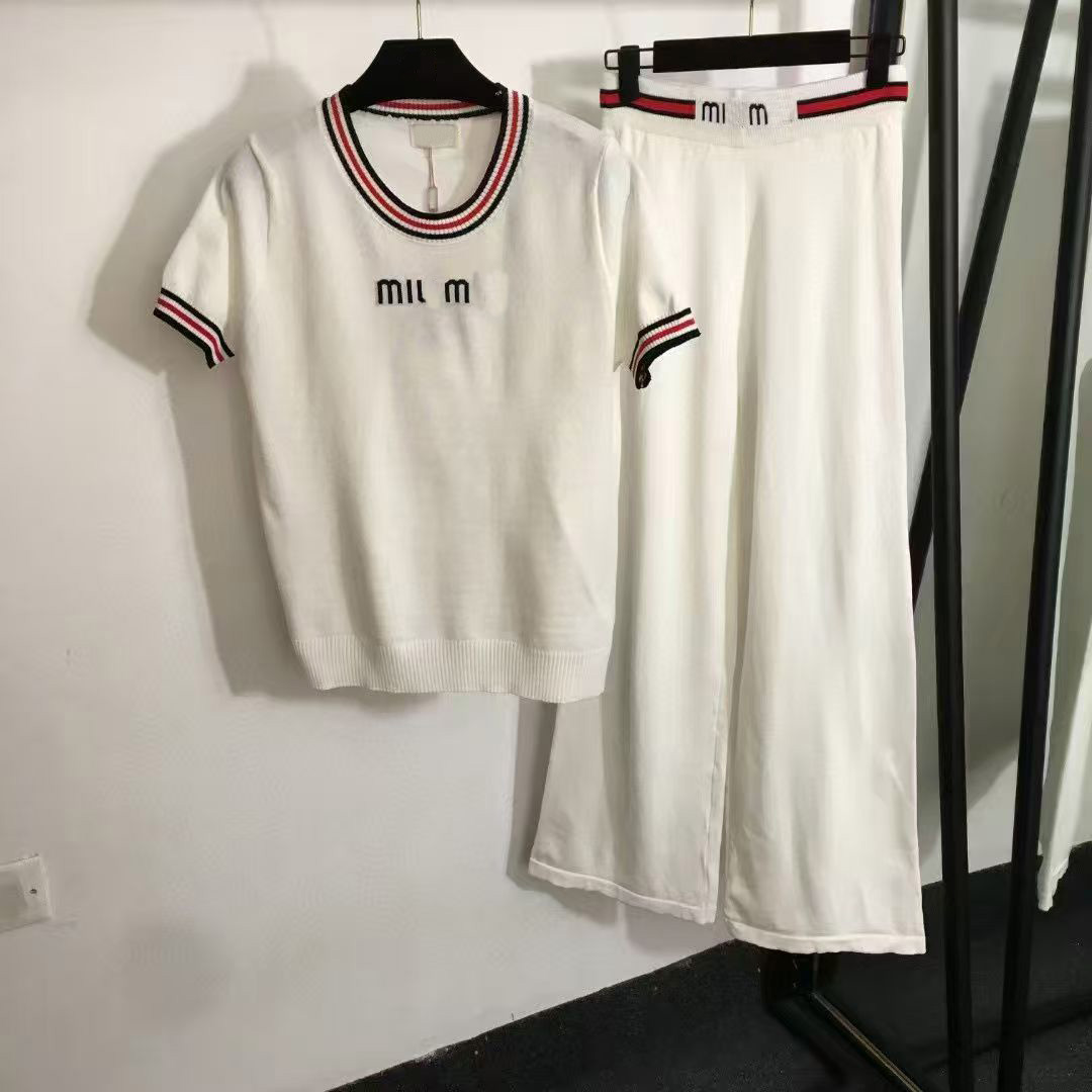 Designer women's new solid color summer college style embroidery color matching round neck knitted short-sleeved wide-leg trousers two-piece suit