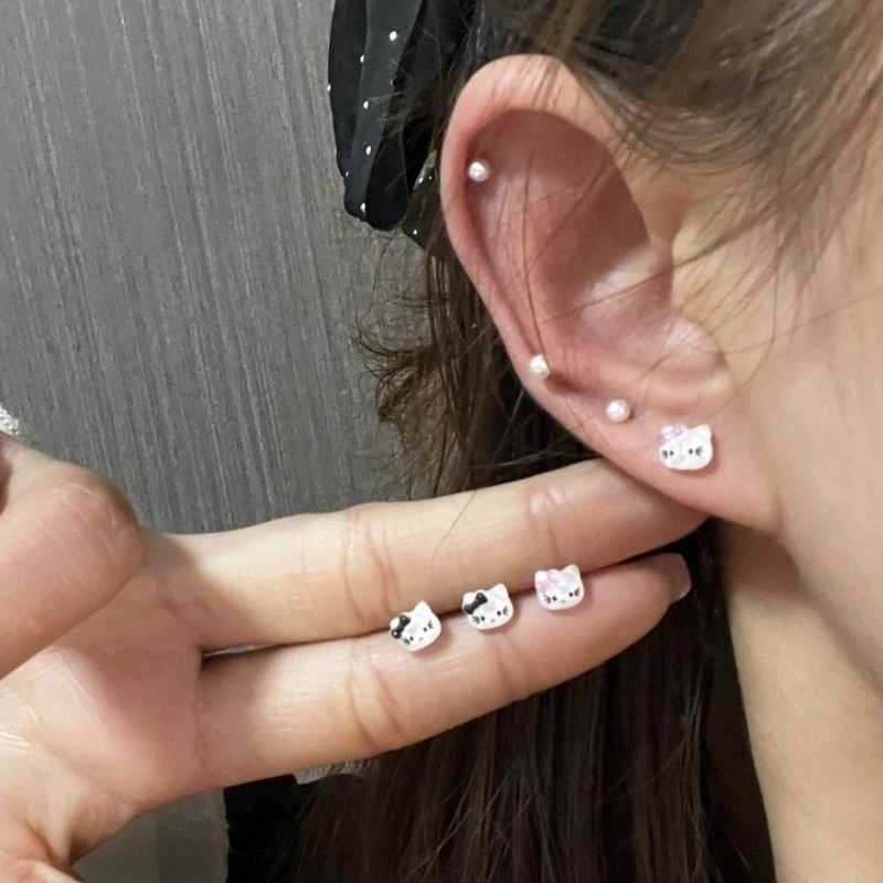 Sanrio Hello Kitty Earrings Cute Cartoon Bow Earrings for Women Sweet Cute Small Delicate and Personalized Earrings Kids Gifts w250716