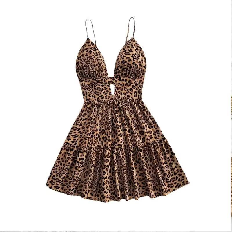 Dresses Summer 2025 New In Sleeveless Vacation Beach Womens Clothing Fashion Holiday Sexy Backless Mini Dress dongdumaoyi