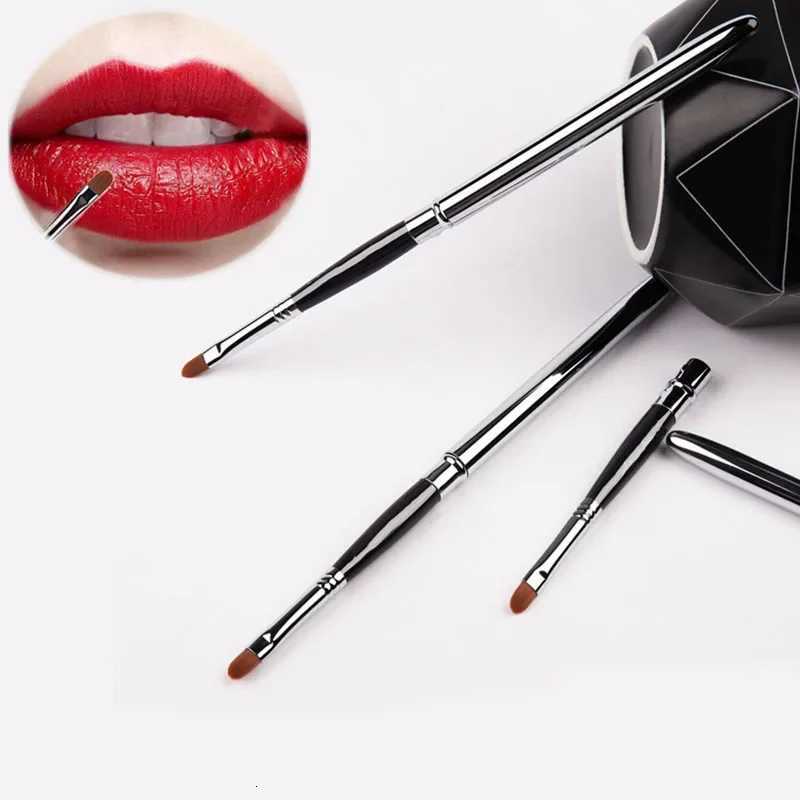 Portable Silver Lips Makeup Brush Pen Metal Handle Cosmetic Lipgloss Lipstick Lip Gloss Brush With Protective Cap Makeup Brushes XJ2500716