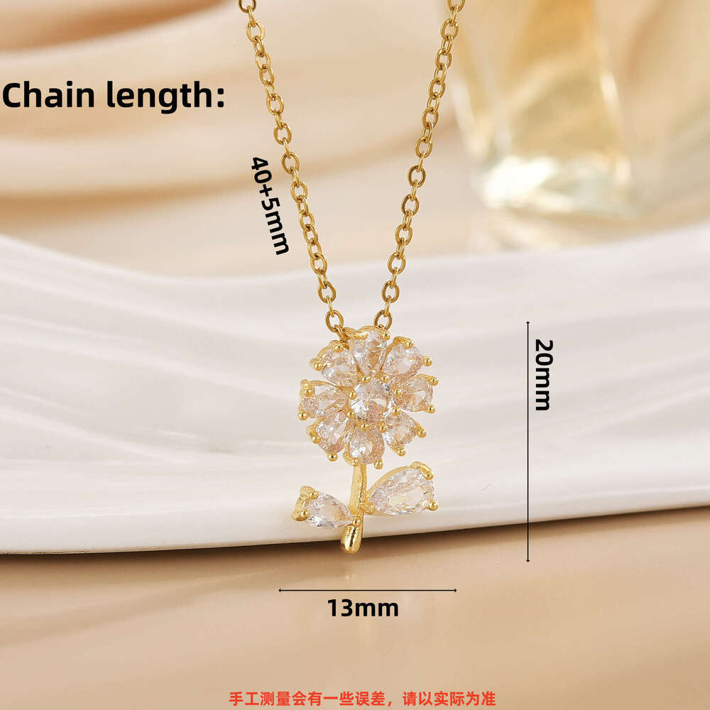 Fashion Sexy Shiny Zircon Necklace Light High-End Suower Pendant Titanium Steel Collarbone Chain Jewelry 881