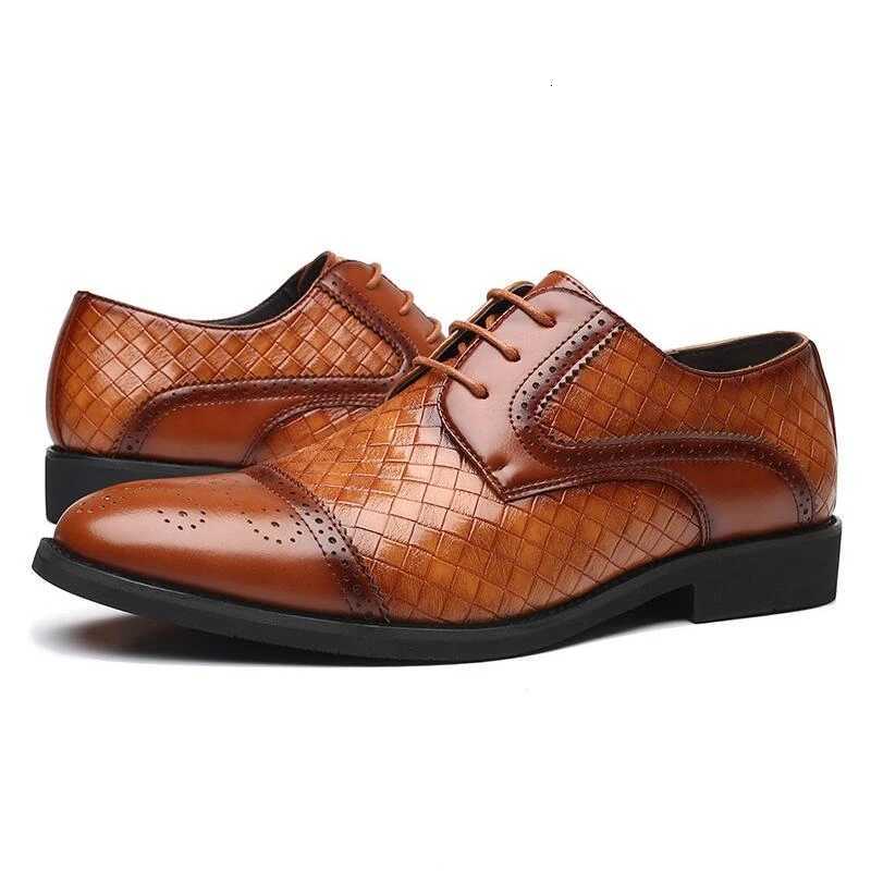 Man Stylish Derby Shoes Woven Leather Dress Mens Brogue Men Lace-Up Business Casual Office Party Wedding Shoes Y250715