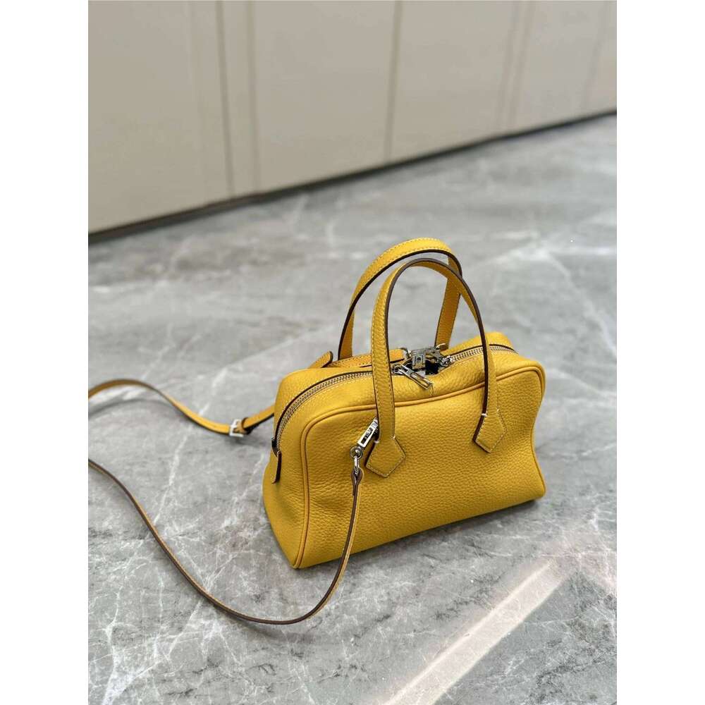 Bernice 2025 New Victoria Women's Leather Oulder Bowling Pillow Crossbody Commuting Single Strap Diagonal Bag