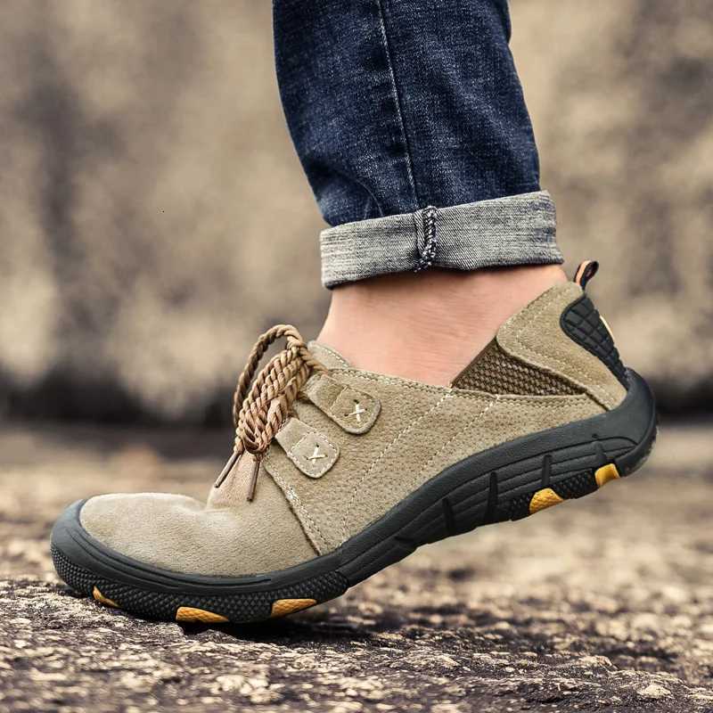 Comfortable Men Sneakers Leather Casual Men Shoes Outdoor Wear-Resistant Suede Leather Walking Shoes Men Breathable Work Shoes W250716