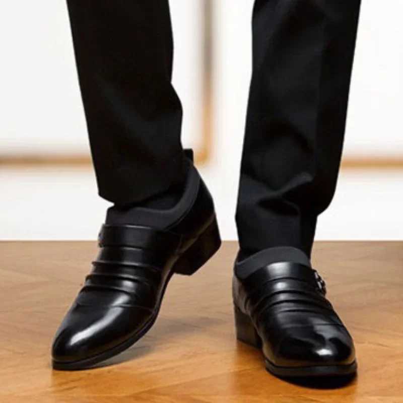 2024 Trend Black Pointed Toe Social Dress Shoes for Men Official Clothing Legitimate Leather Italian Low Price Style 39 Y250715