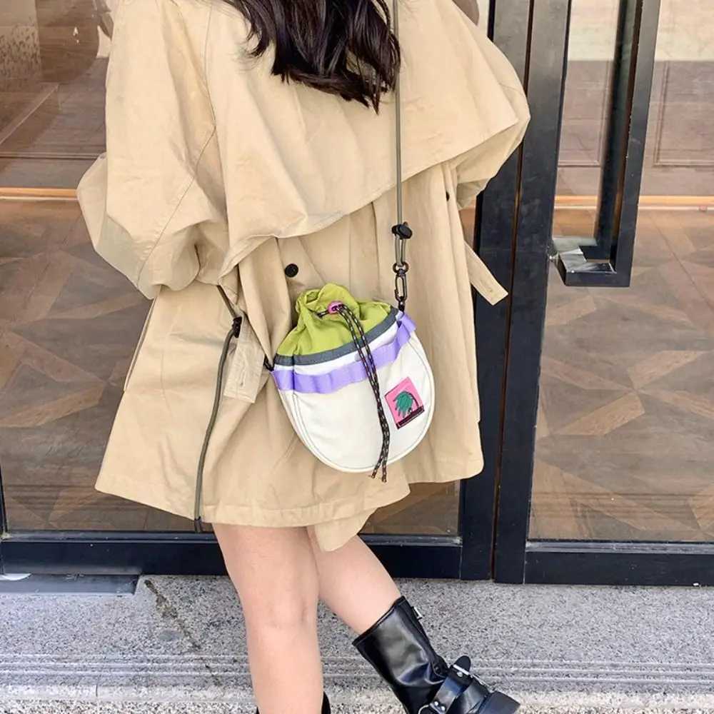 Lightweight Mini Shoulder Bag Zipper Adjustable Strap Mobile Phone Bag Korean Style Patchwork Small Nylon Bucket Bag