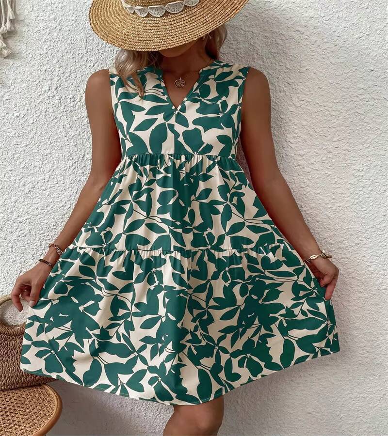 Spring summer 2024 European and n Ladies Elegant Dress Bohemian fashion loose V-neck ruffle print dress dongdumaoyi